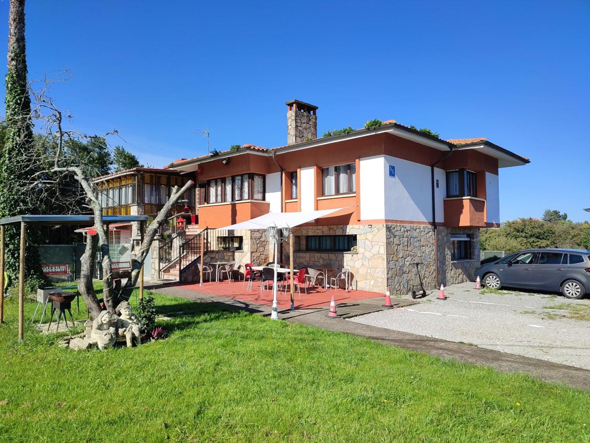 Family House Gijon Villa Buitenkant foto